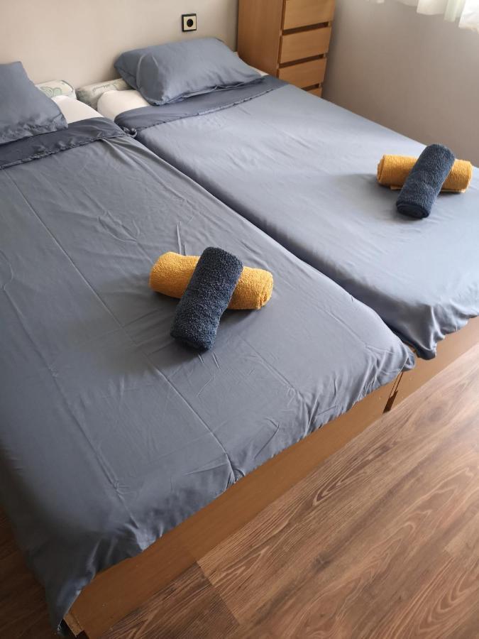וארנה Apartment Happy Home מראה חיצוני תמונה